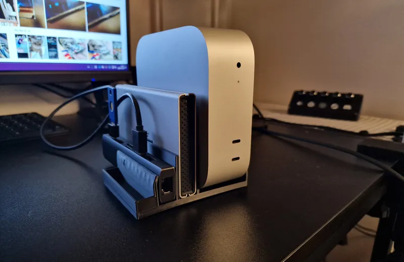 Apple Mac mini M4 vertical holder with HUB+SSD