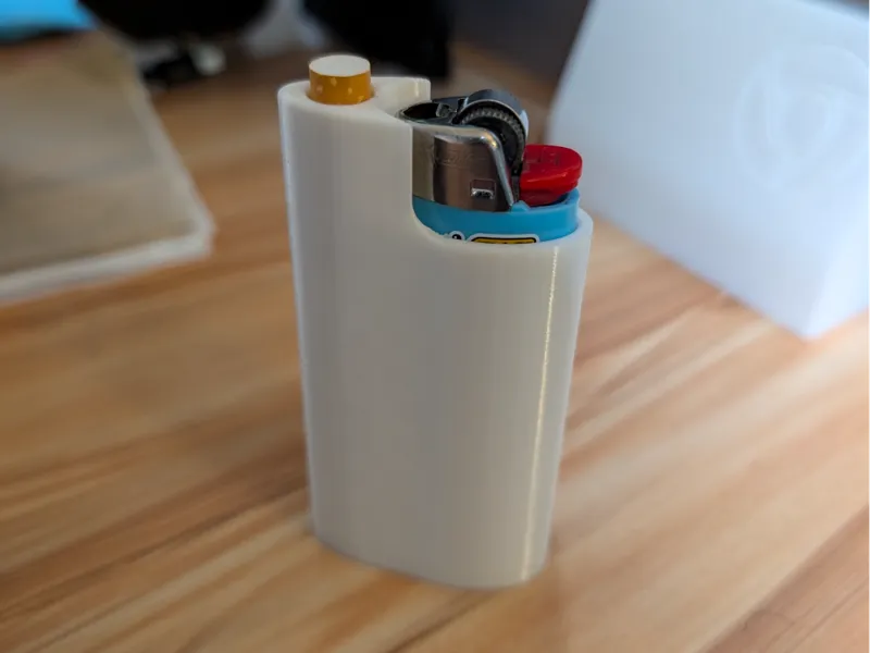 Bic Lighter + Cigarette Holder –Compact Combo Case