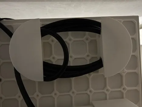 Powercord organizer with Multiconnect for openGrid