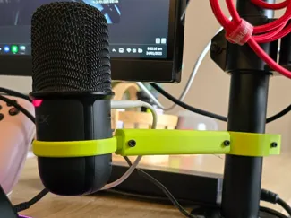 HyperX Solocast mic monitor-arm mount