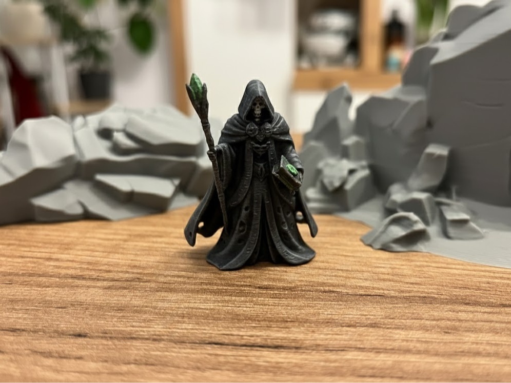 DnD Ready - Skeleton Mage - Staff & Book 1