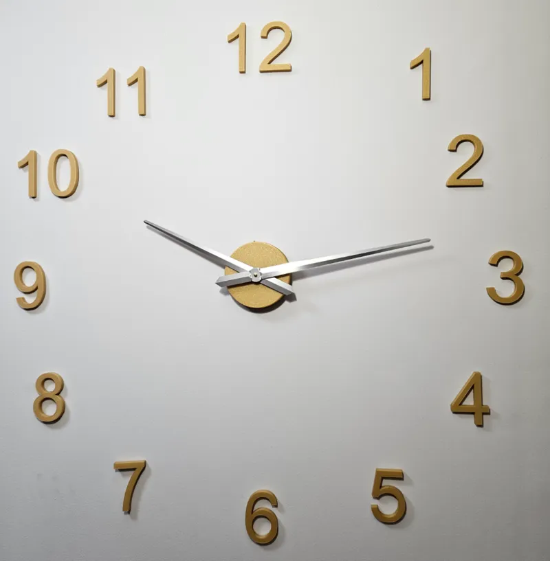 Simple wall clock