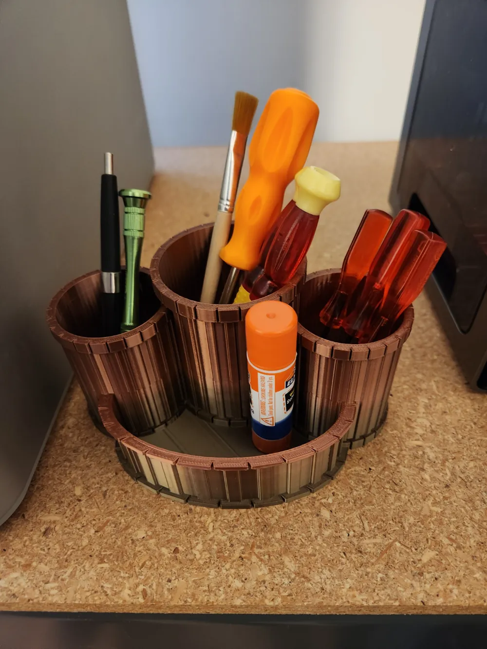 Pen Holder - Free 3D Print Model - MakerWorld
