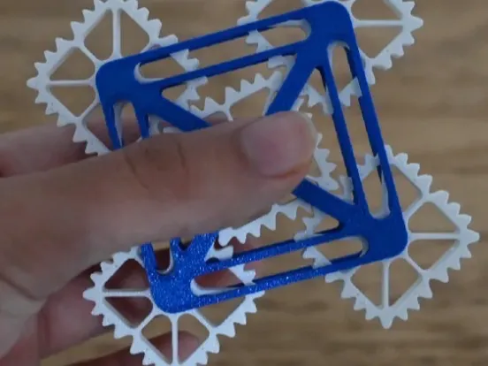 Gear fidget spiner! Vary fast!