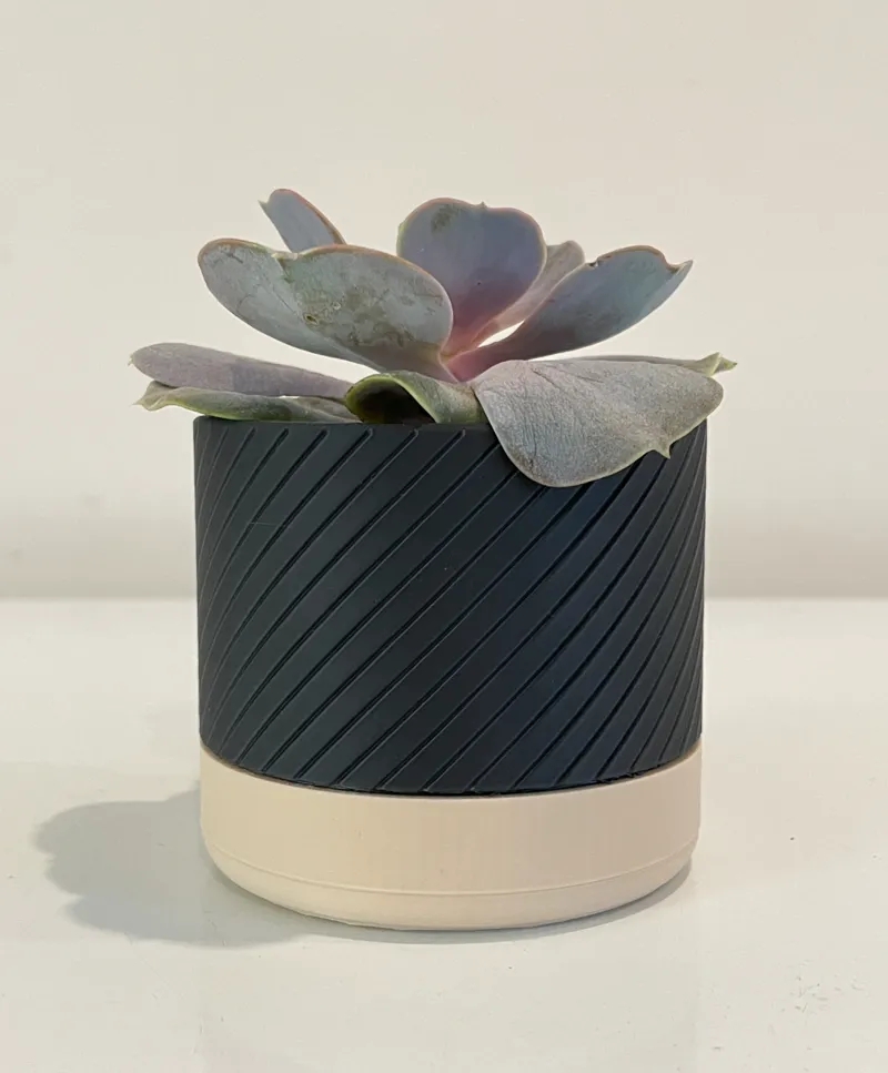 Modern Two Tone Spiral Planter with Drip Tray