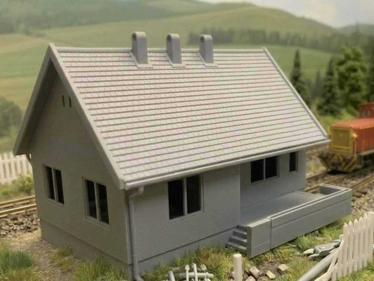 Classic Eastern European House – H0 Scale Model