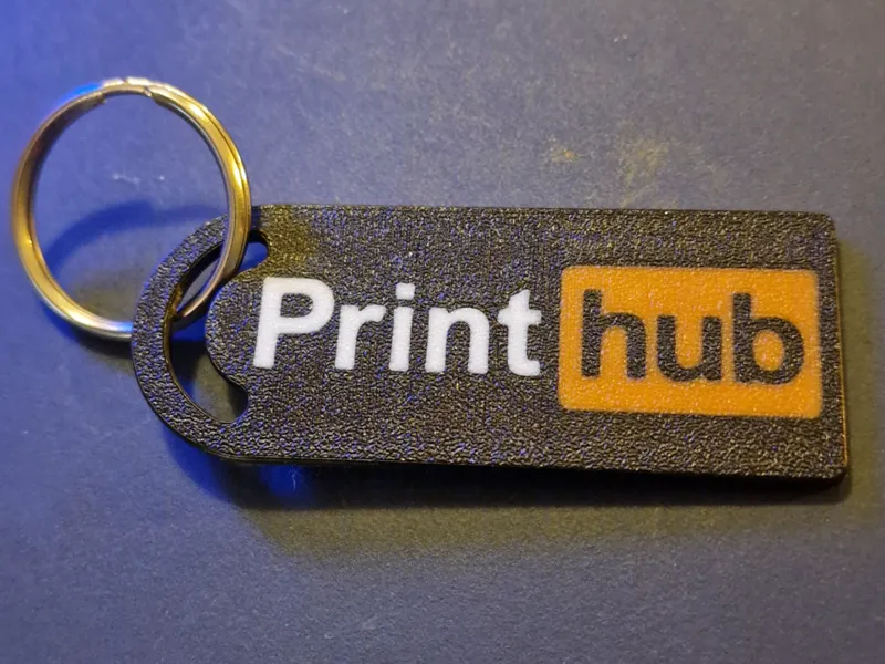 Print hub keychain