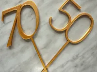 Chiffres de gâteau anniversaire 50 et 70 — photo 1