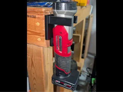 Milwaukee M12 LED Flashlight Holder