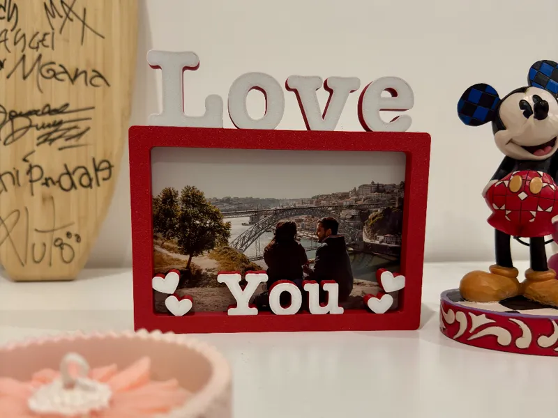 Valentine's Day Photo Frame - 4x6 