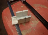 Boîte à onglet pour tringles IKEA Vidga — photo 2
