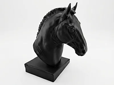 HYPERREALISTIC HORSE BUST