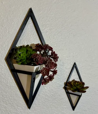 Triangle Wall Mount Planter Holder