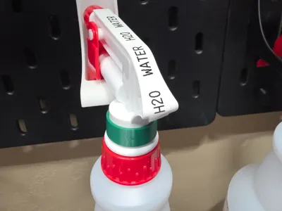 Spray bottle snap-on collar