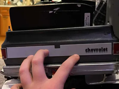 Chevrolet Silverado TRX4 Tailgate stripe