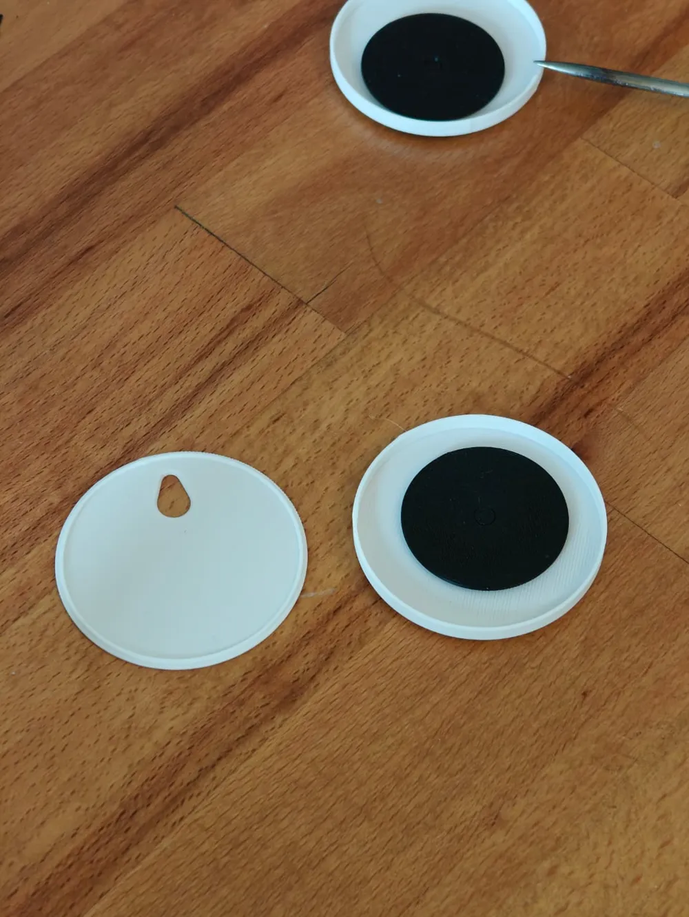 Large wobbly / rolling eye, movable - Free 3D Print Model - MakerWorld