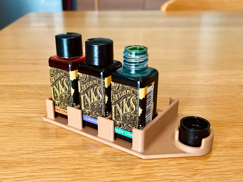 Diamine Ink Bottle Tray with a lid rest