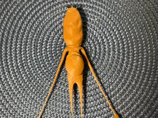 Marcus the worm with stand (multicolor)