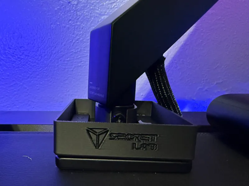 Secret Labs Monitor Storage