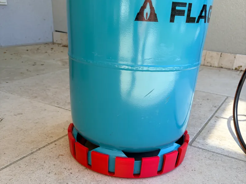 Schutz Gasflasche 11 kg Bodenschutz Lärmschutz