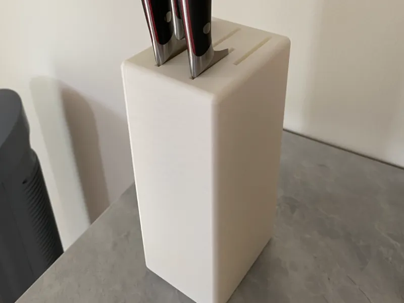 Simple Knife Block