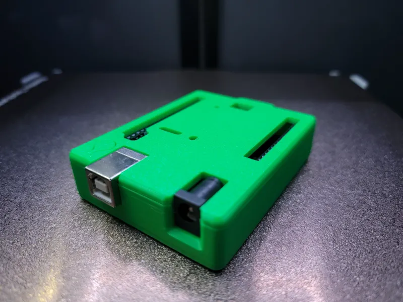 Arduino/Elegoo UNO R3 slim snap fit case