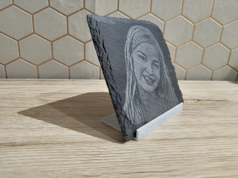 Slate holder