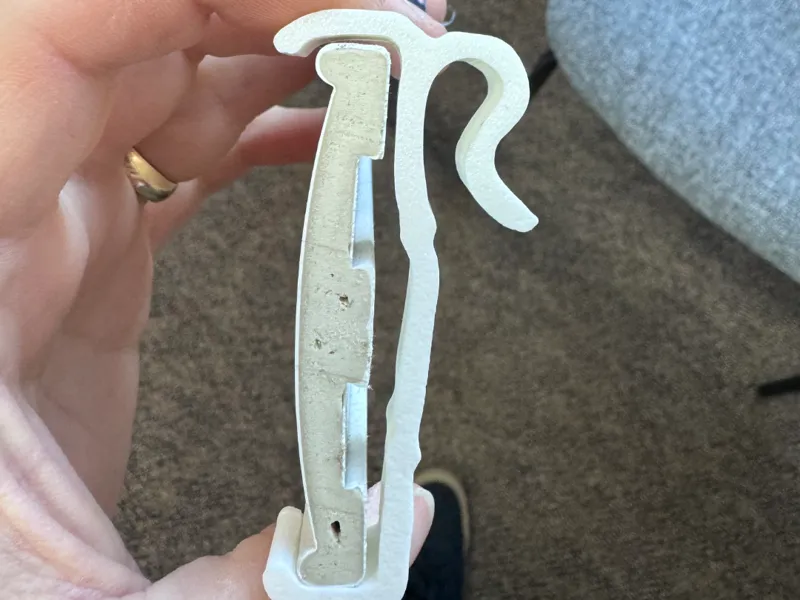 Clip for Decorative Cover Top On Generic Blinds 