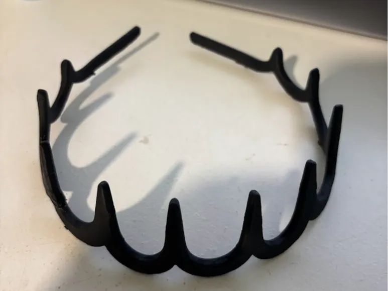 Trending wavy headband