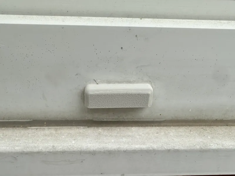 Fenster Ablaufkappen / Wasserschlitzkappen