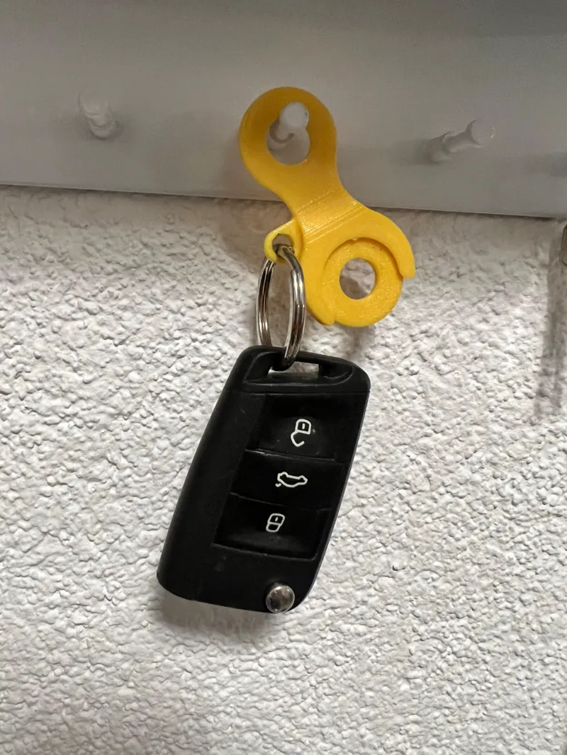 Shopping cart chip combination / Einkaufswagenchip