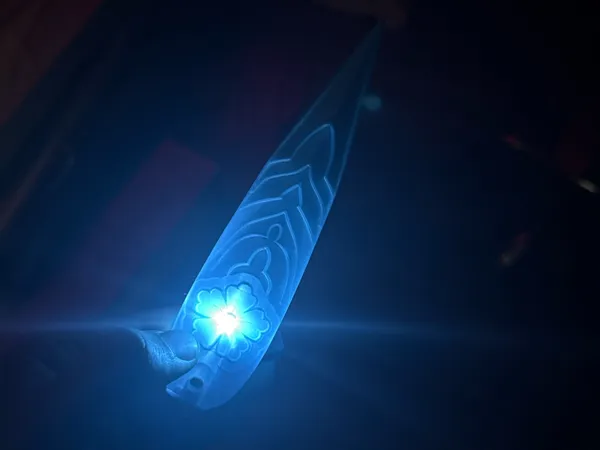 Couteaux de lancer Shin-kal de Zoey avec canal LED