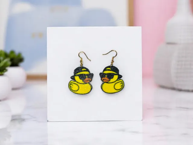 Fashion duck earrings