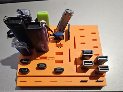 USB A, USB C, SD cart and Micro SD cart Stand