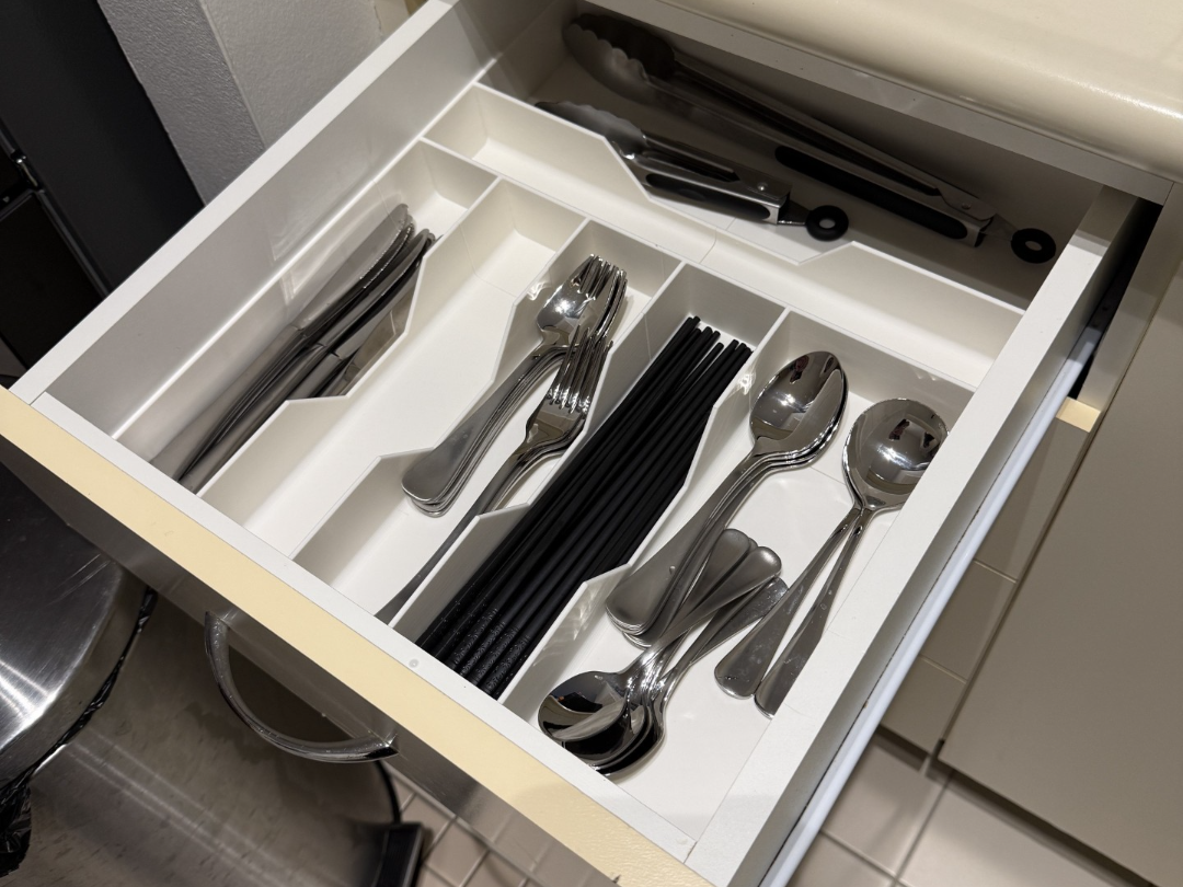 Utensil Drawer Organiser 415x354