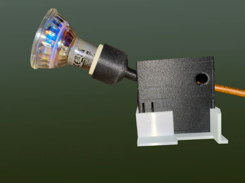 Spotlight with Rotatable Mount