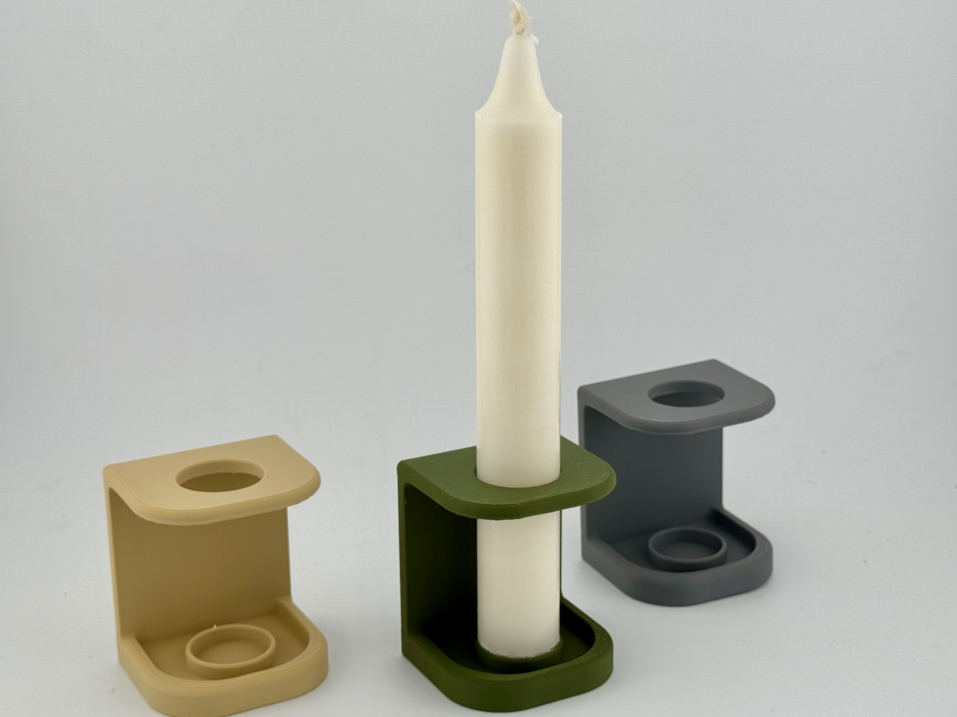 Minimalist Taper Candle Holder Ø 22 mm