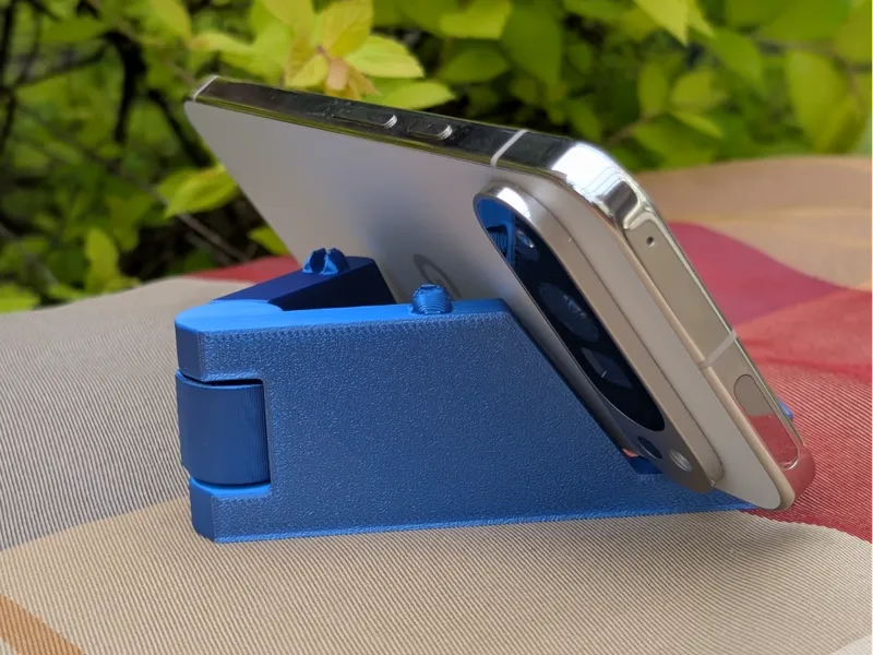 2 in 1 Foldable Phone Stand (cable organizer)