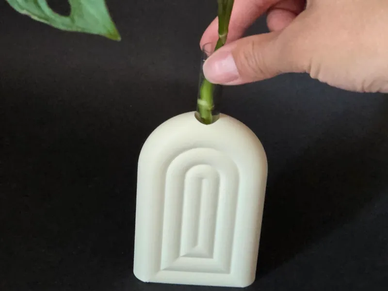 Minimalist Arch Vase Rainbow 