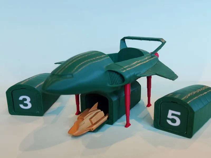 Thunderbird 2 with Thunderbird 4