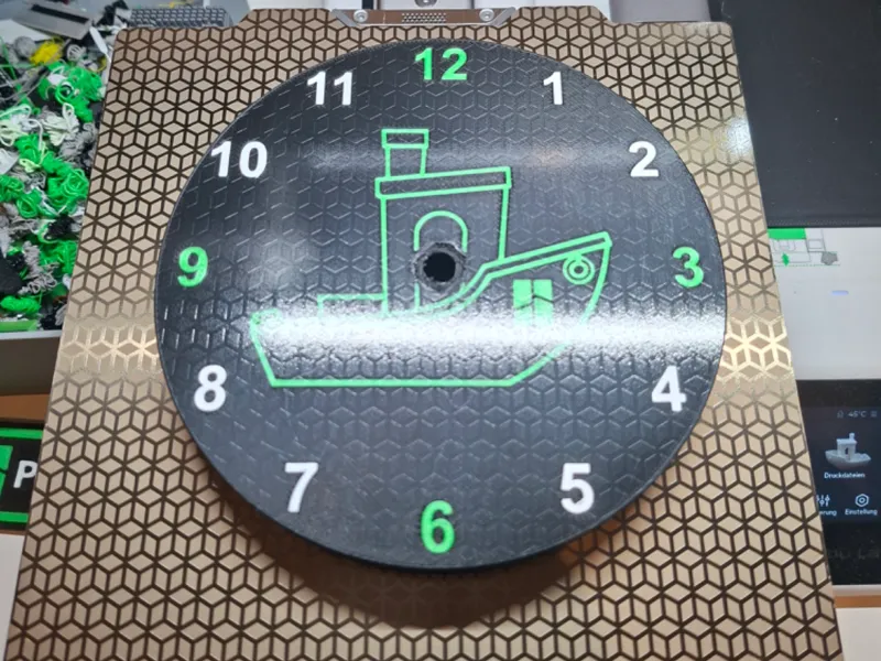 Benchy BambuLab Uhr