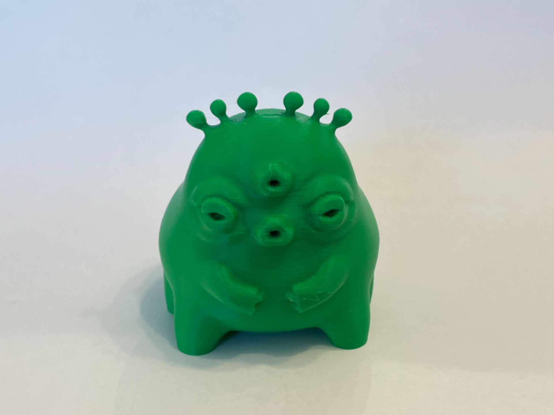 Miniatura 1 do modelo 3D Mouth Faced Alien