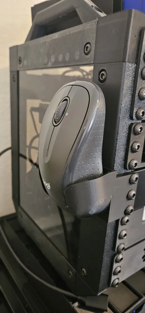 Logitech M510 LabRax Mount - Free 3D Print Model - MakerWorld