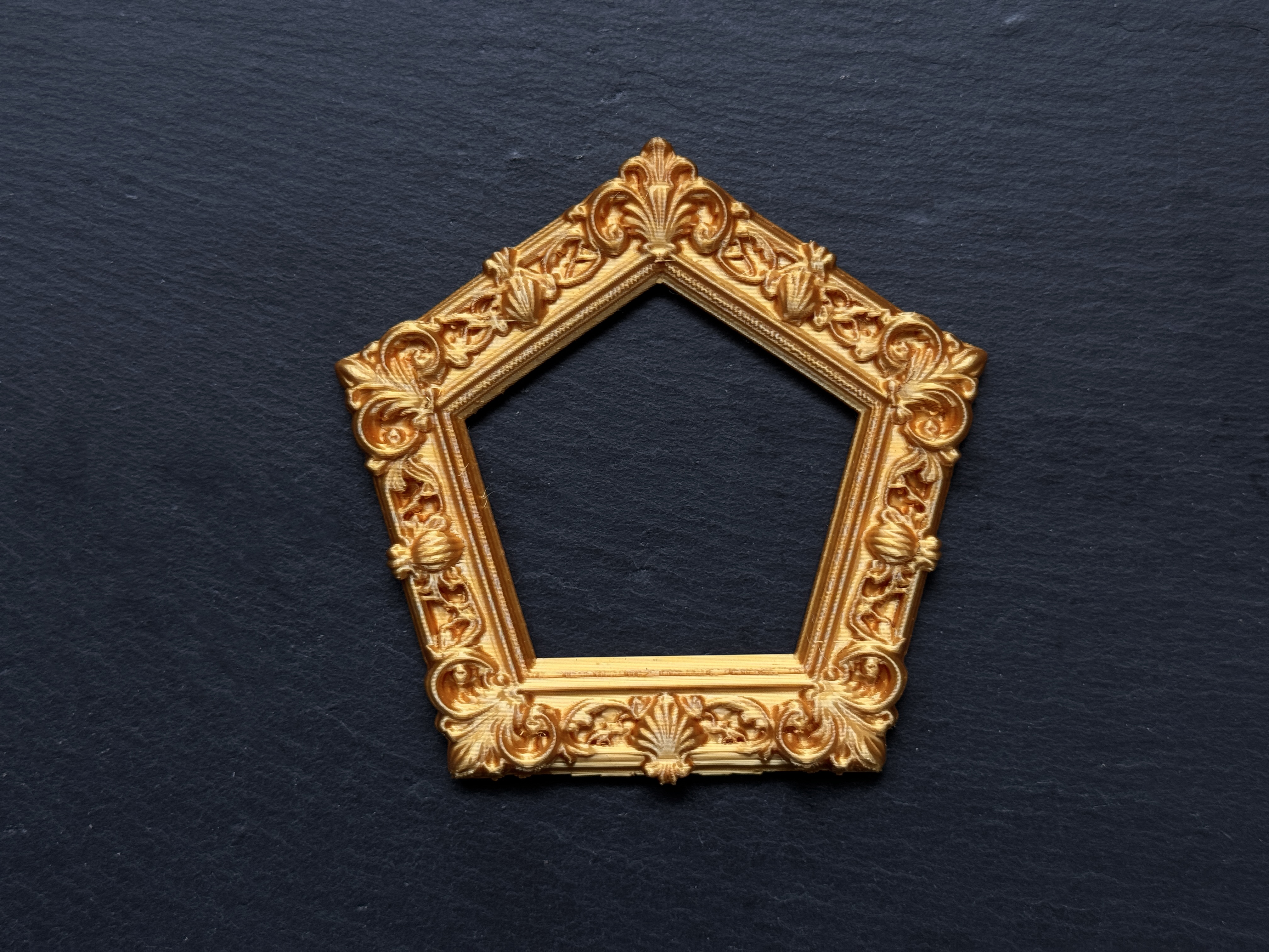 Miniatura 12 do modelo 3D 异形巴洛克相框3.0