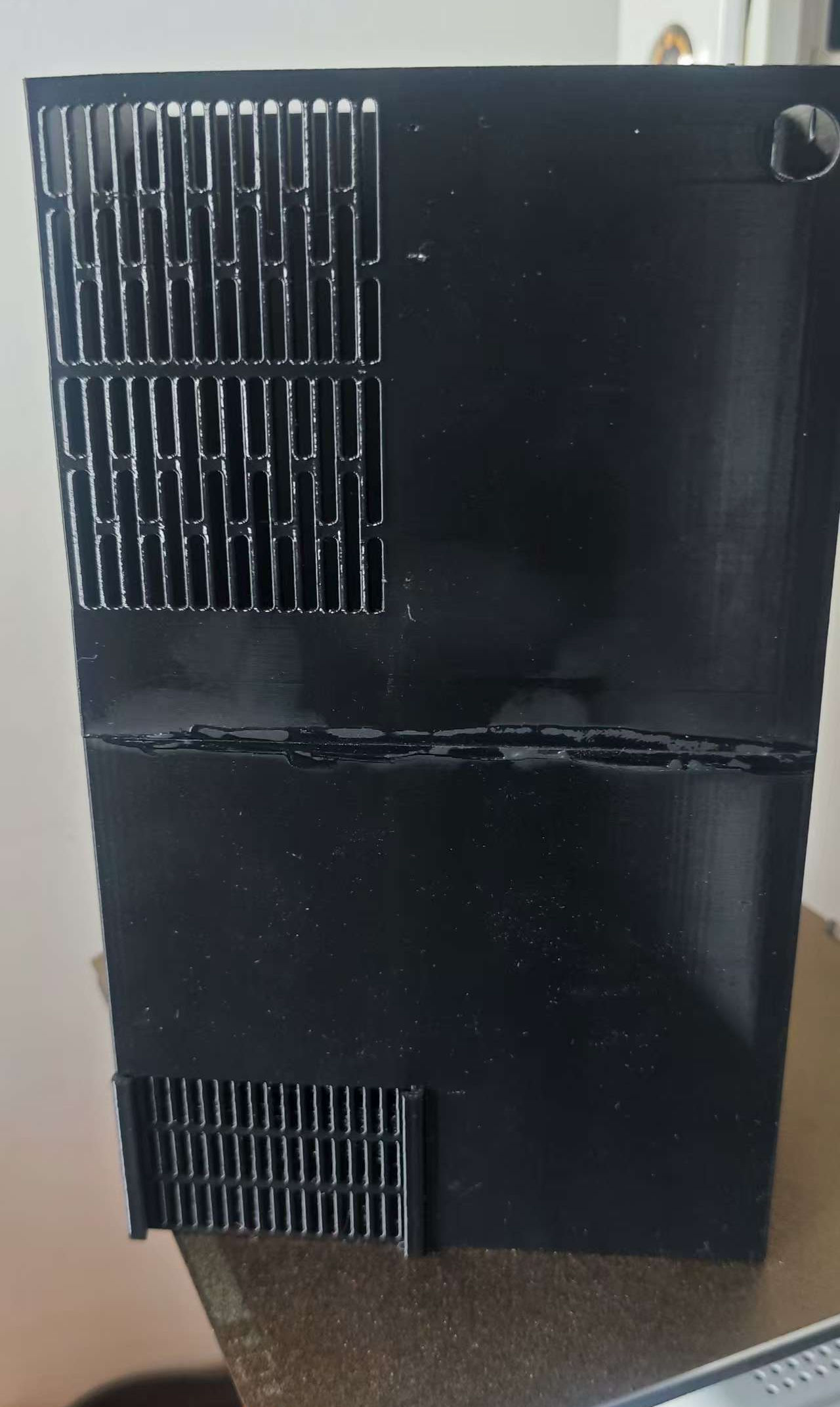 Miniatura 2 do modelo 3D 鱼缸内置侧滤盒80*150*200 分体式