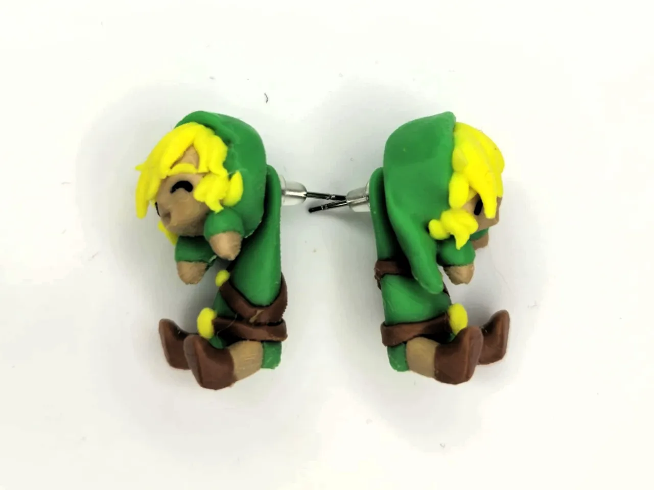 Link Earrings – The Legend of Zelda view 3