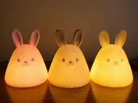 Lampe lapin de Pâques pelucheux — photo 2