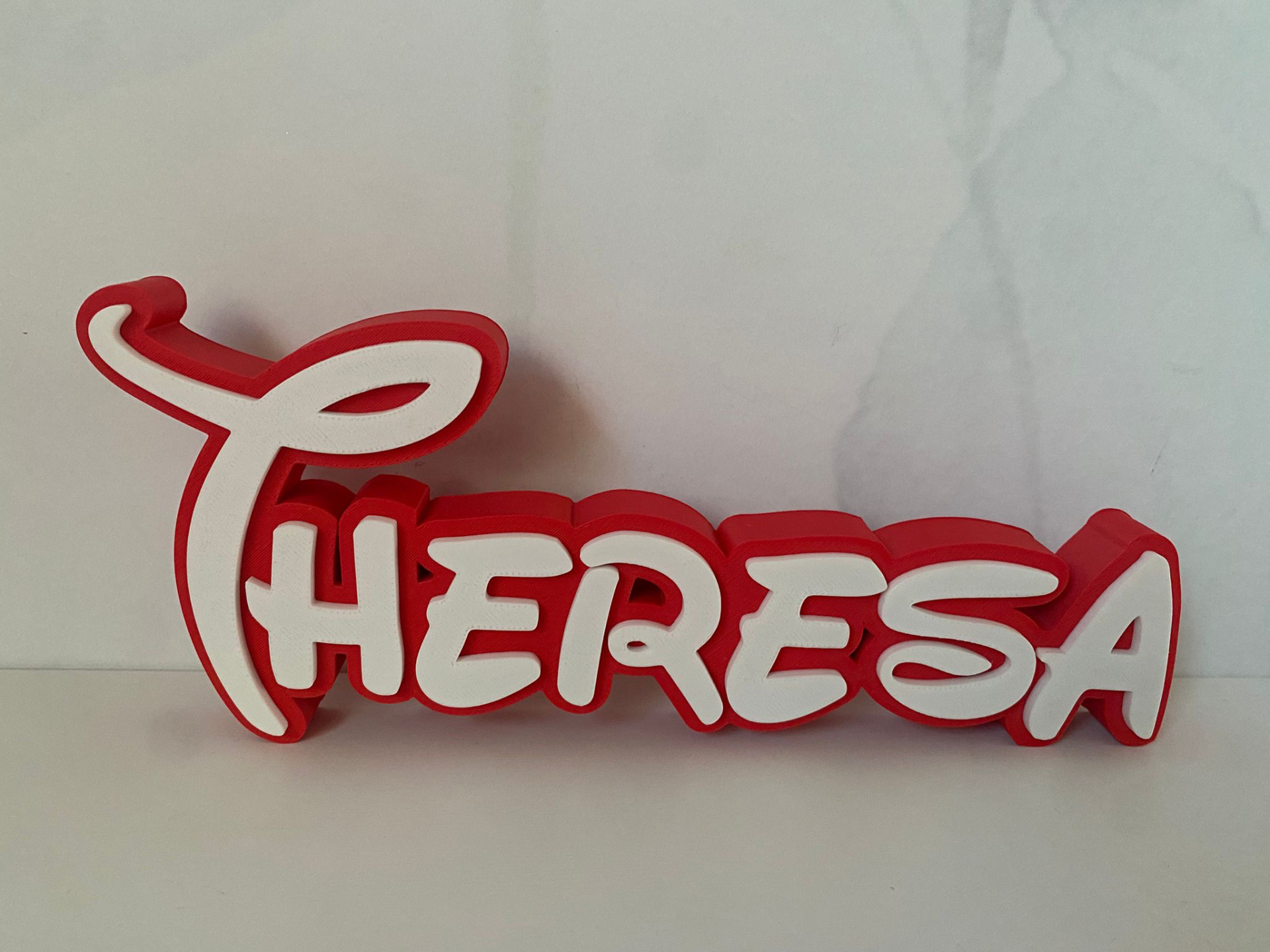 Disney Font Theresa, freestanding, with AMS