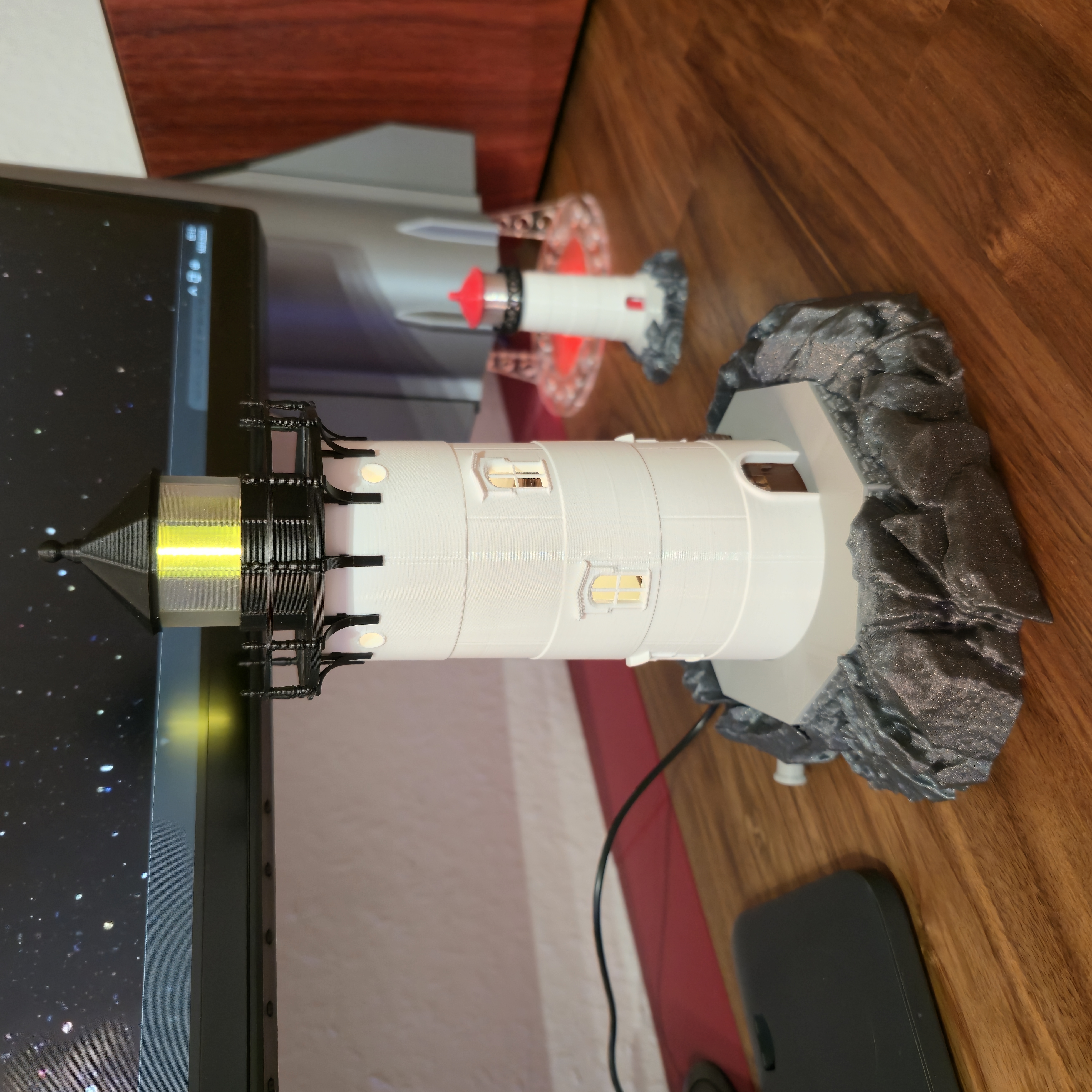 Miniatura 2 do modelo 3D Lighthouse on Rocks