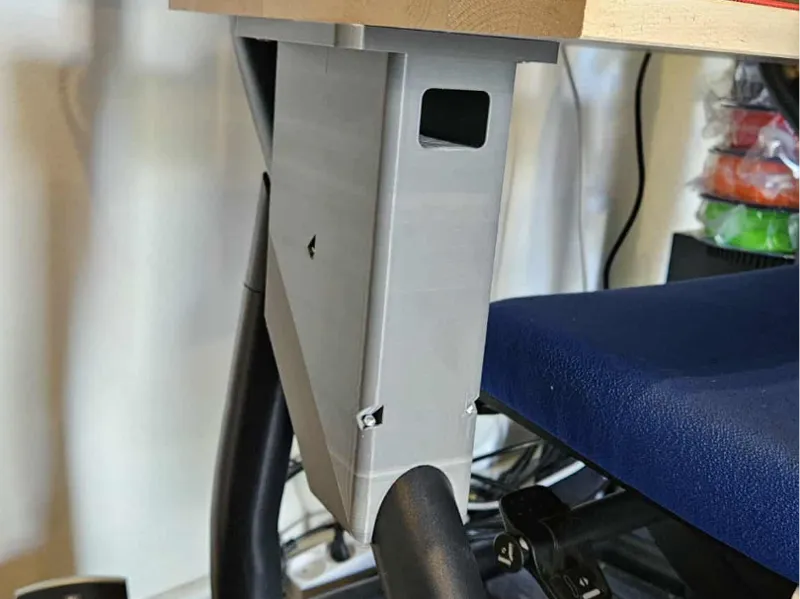 Table mounting bracket for Simracing Tube frame